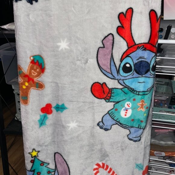 Other - #BL45 Disney Stitch Christmas Blanket Gray 60X70"